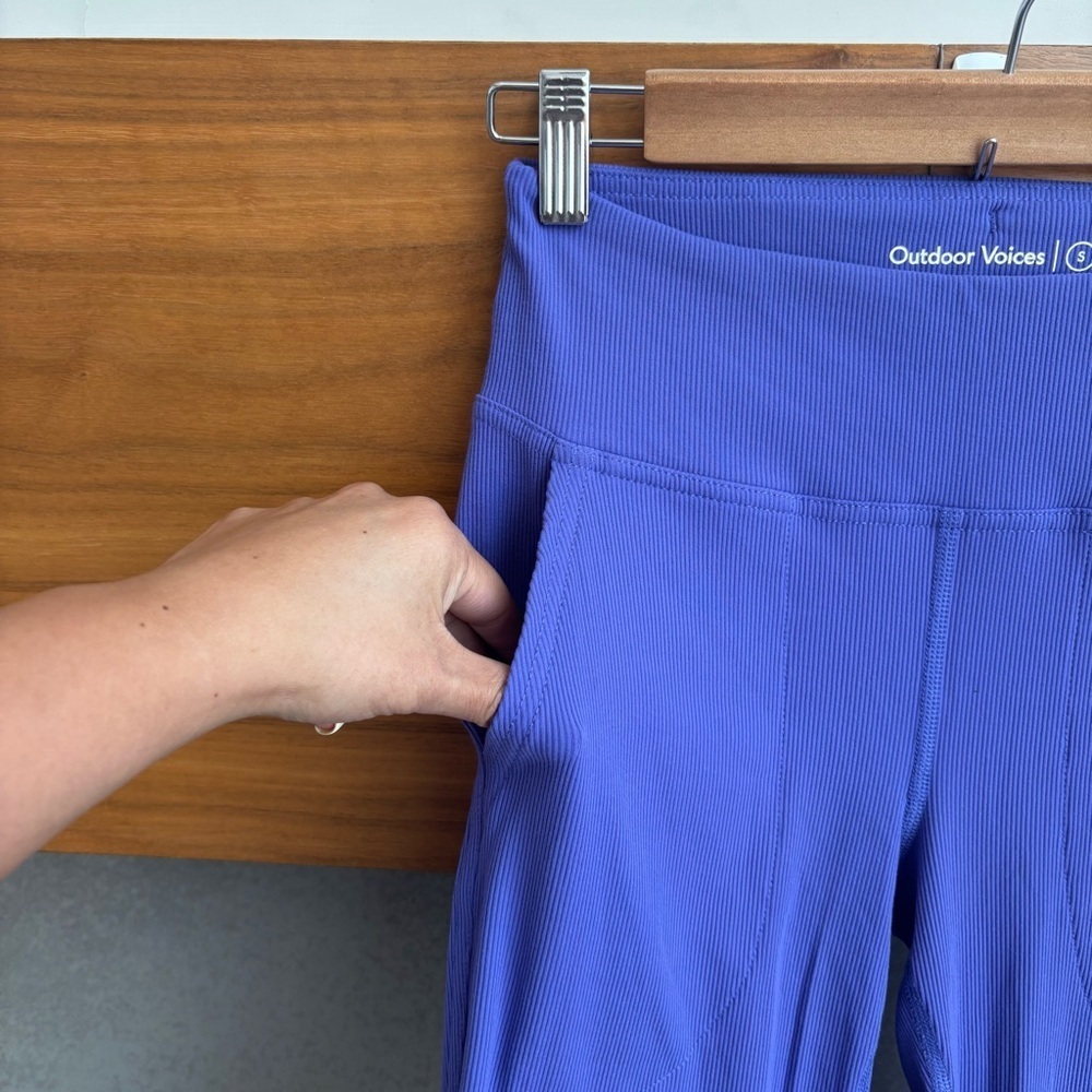 Outdoor Voices Ribbed Flare Leggings, Size S - Picture 6 of 12